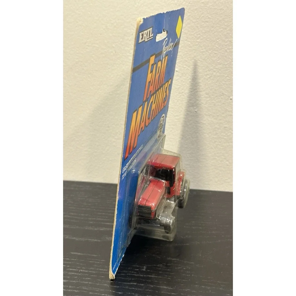Ertl Farm Machines Case IH 7270 Die Cast Red Tractor NEW